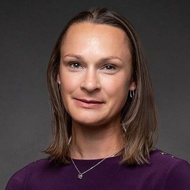 Headshot of Heather Chatterton.