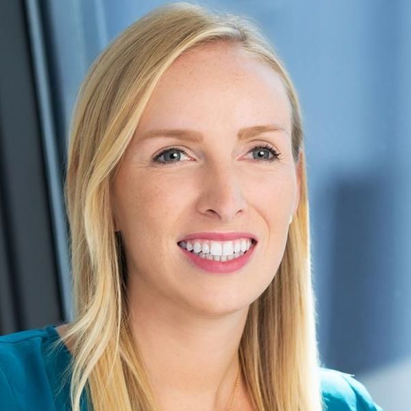 Headshot of Jennifer Howes.