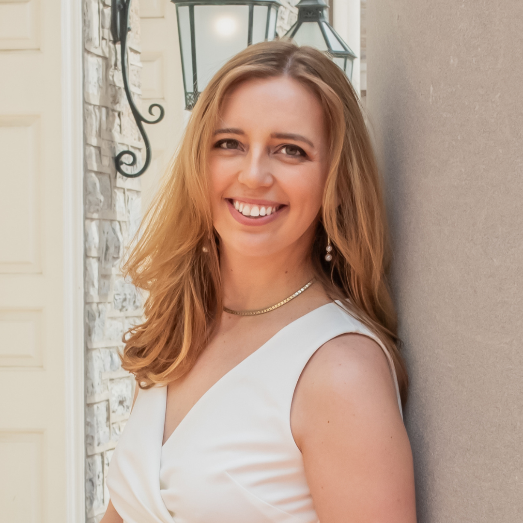 Headshot of Kristin Hommel.