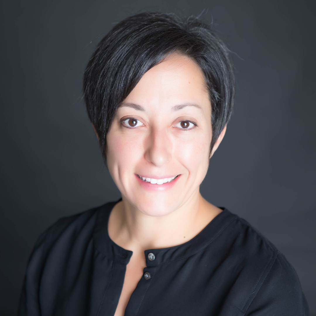 Headshot of Laura Maechtlen.
