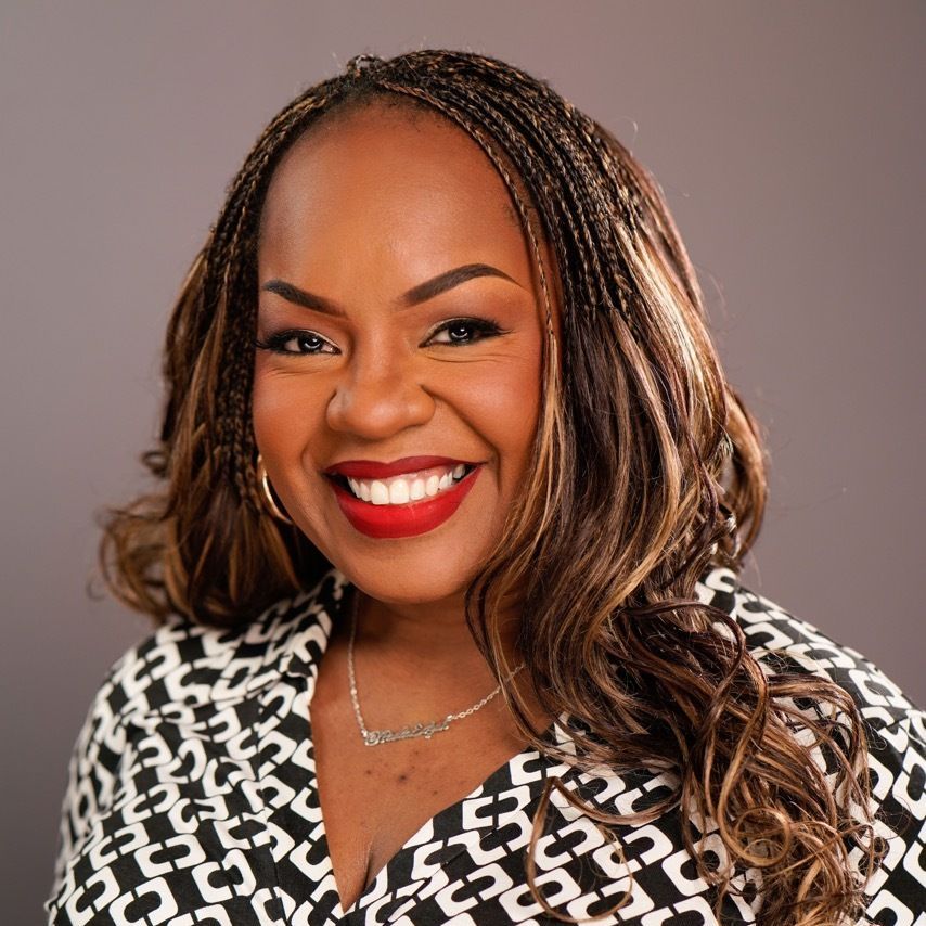 Headshot of Paula Edgar
