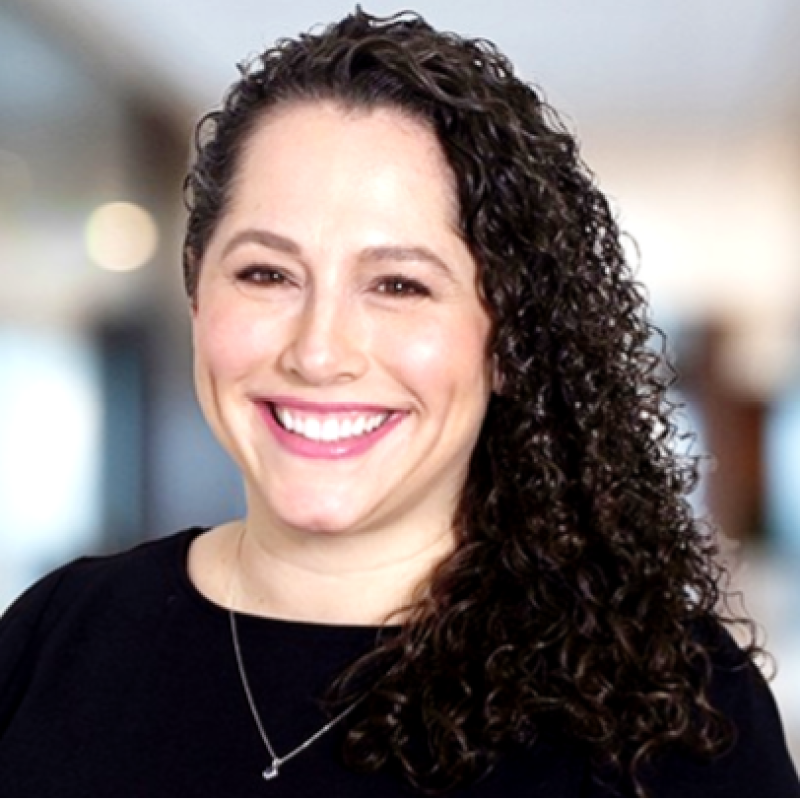 Headshot of Teresa Napoli. 