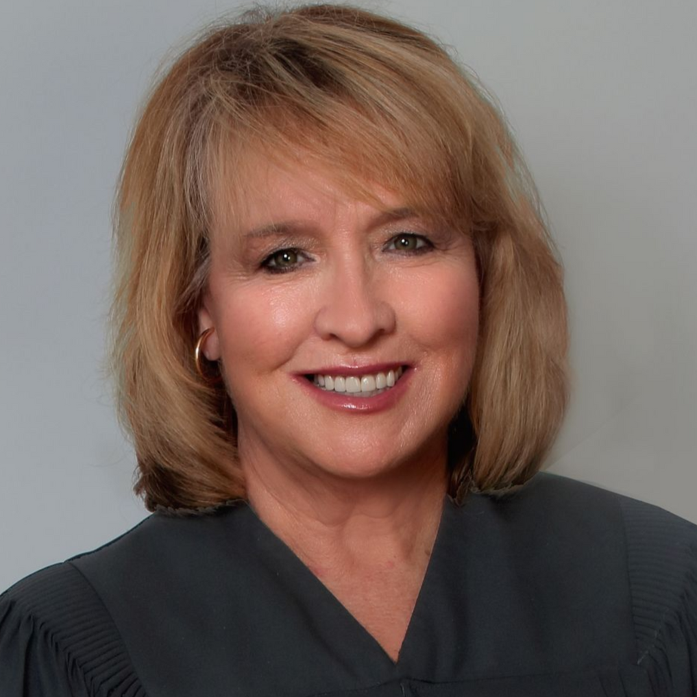 Headshot of Maura Slattery Boyle 