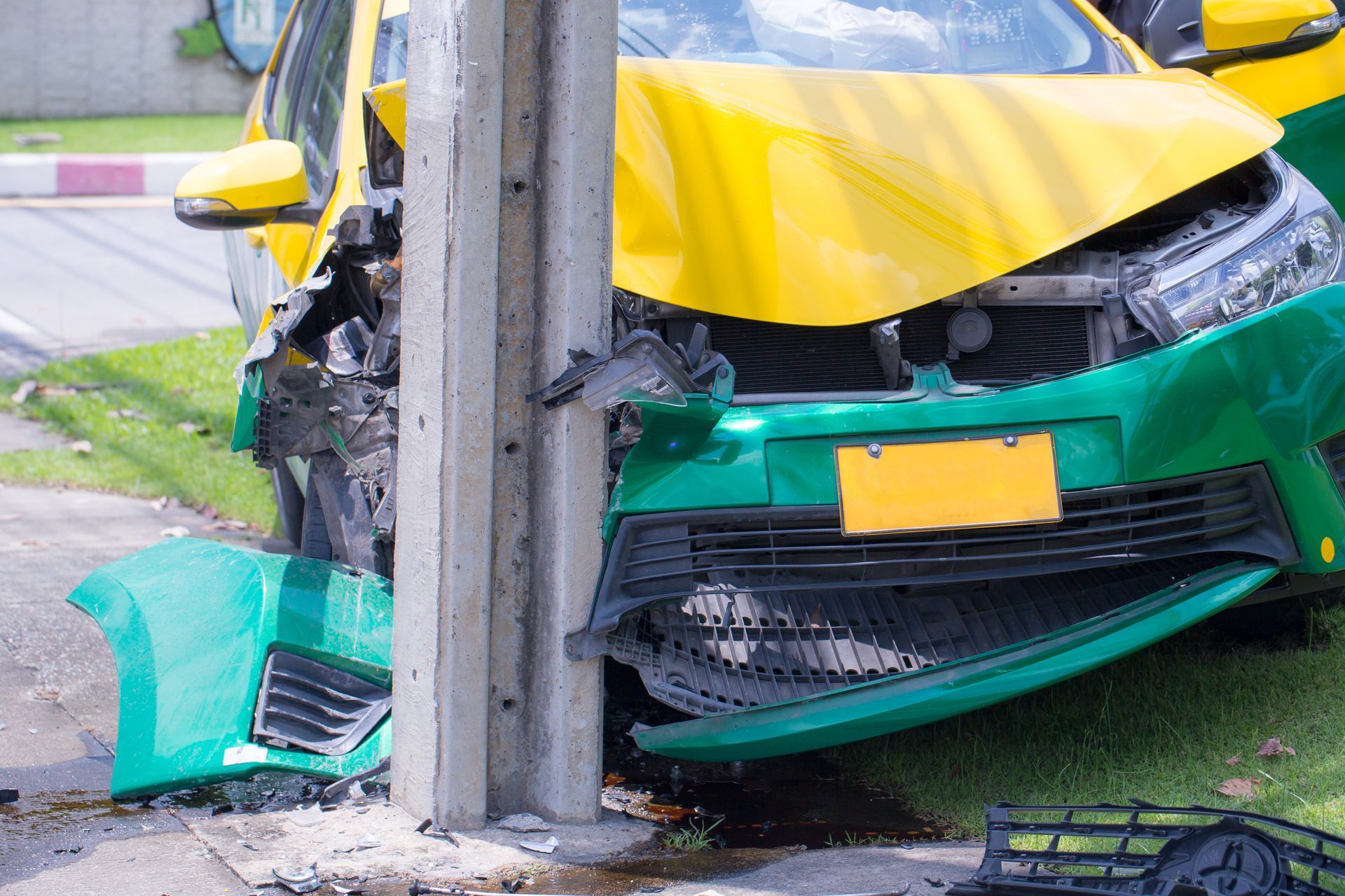 Toyota sudden acceleration crashes are still an ongoing issue!