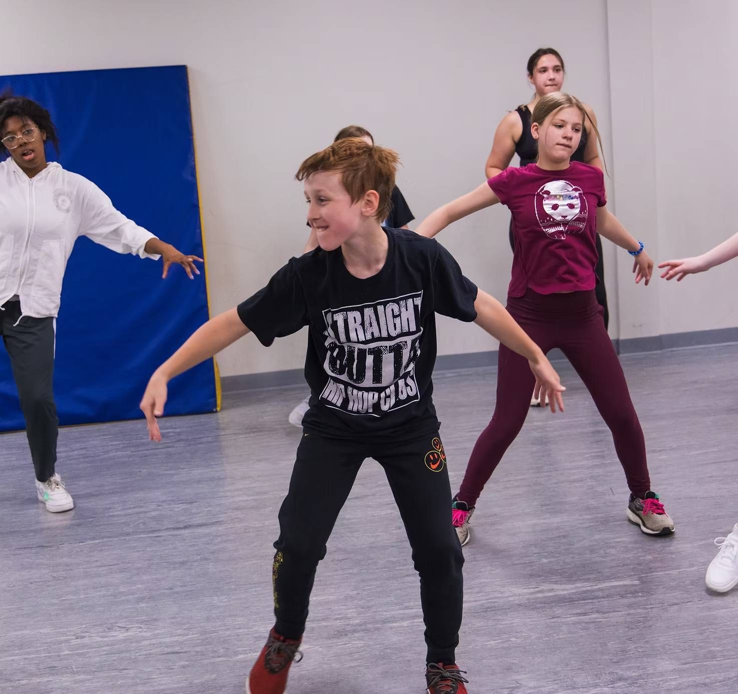 A group of children participating in a dance class at Moss Performing Arts Academy near Fort Wright,