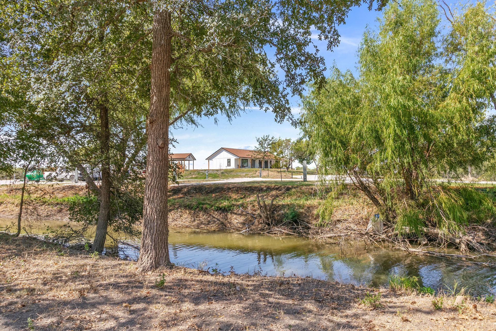 Long Creek RV Park New Braunfels TX pond