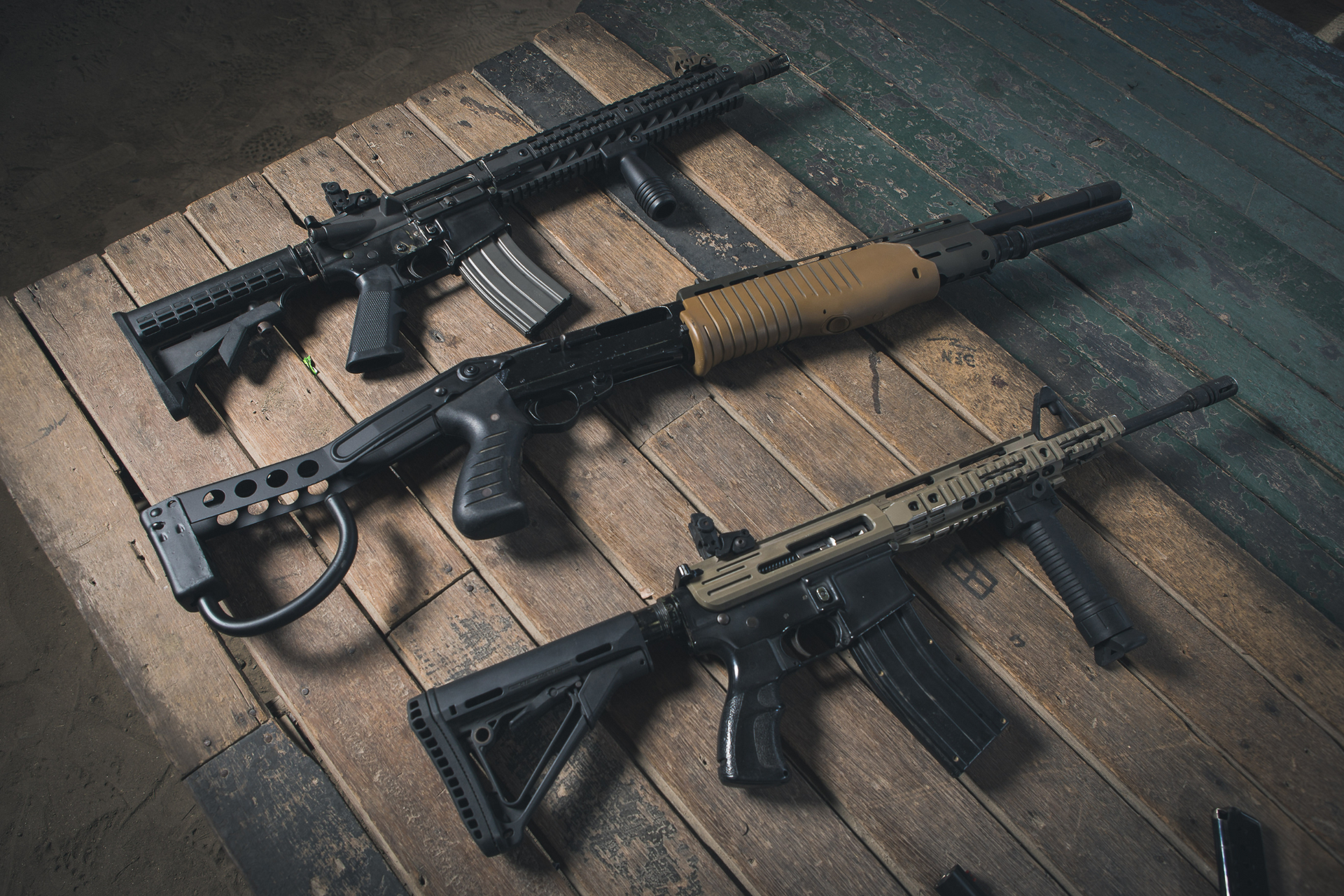 guns