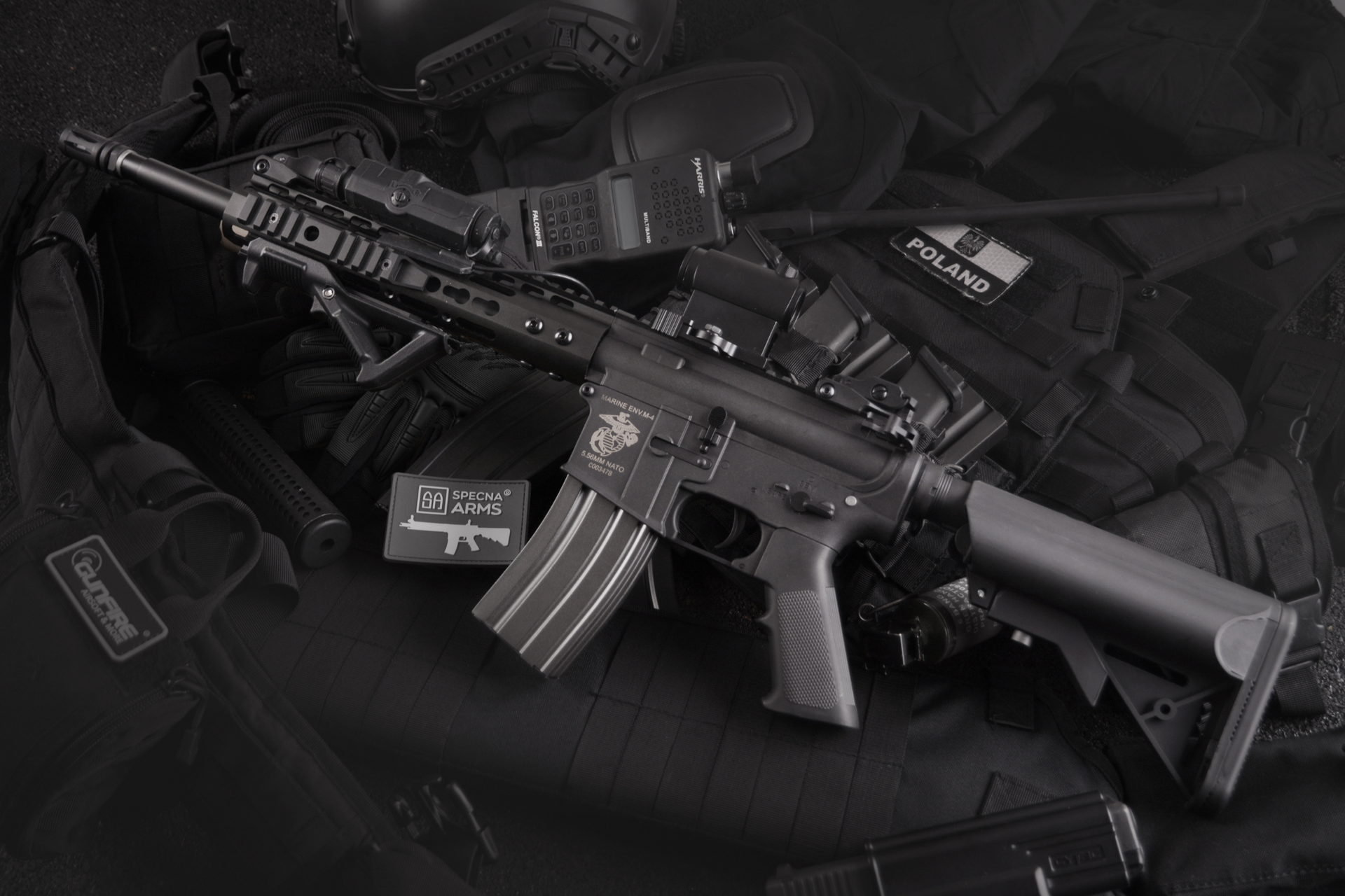 guns