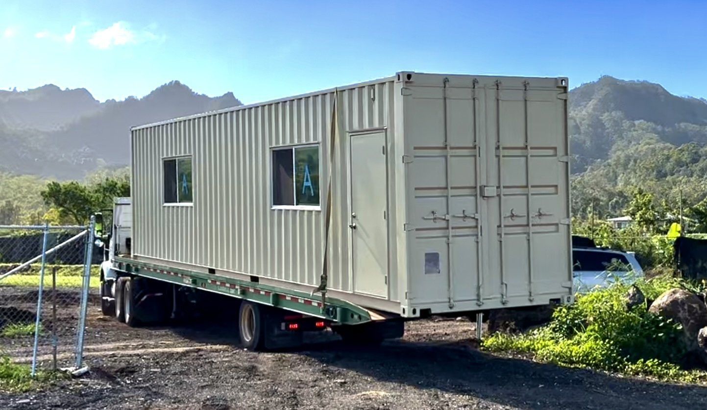 Mobile office being transported to location