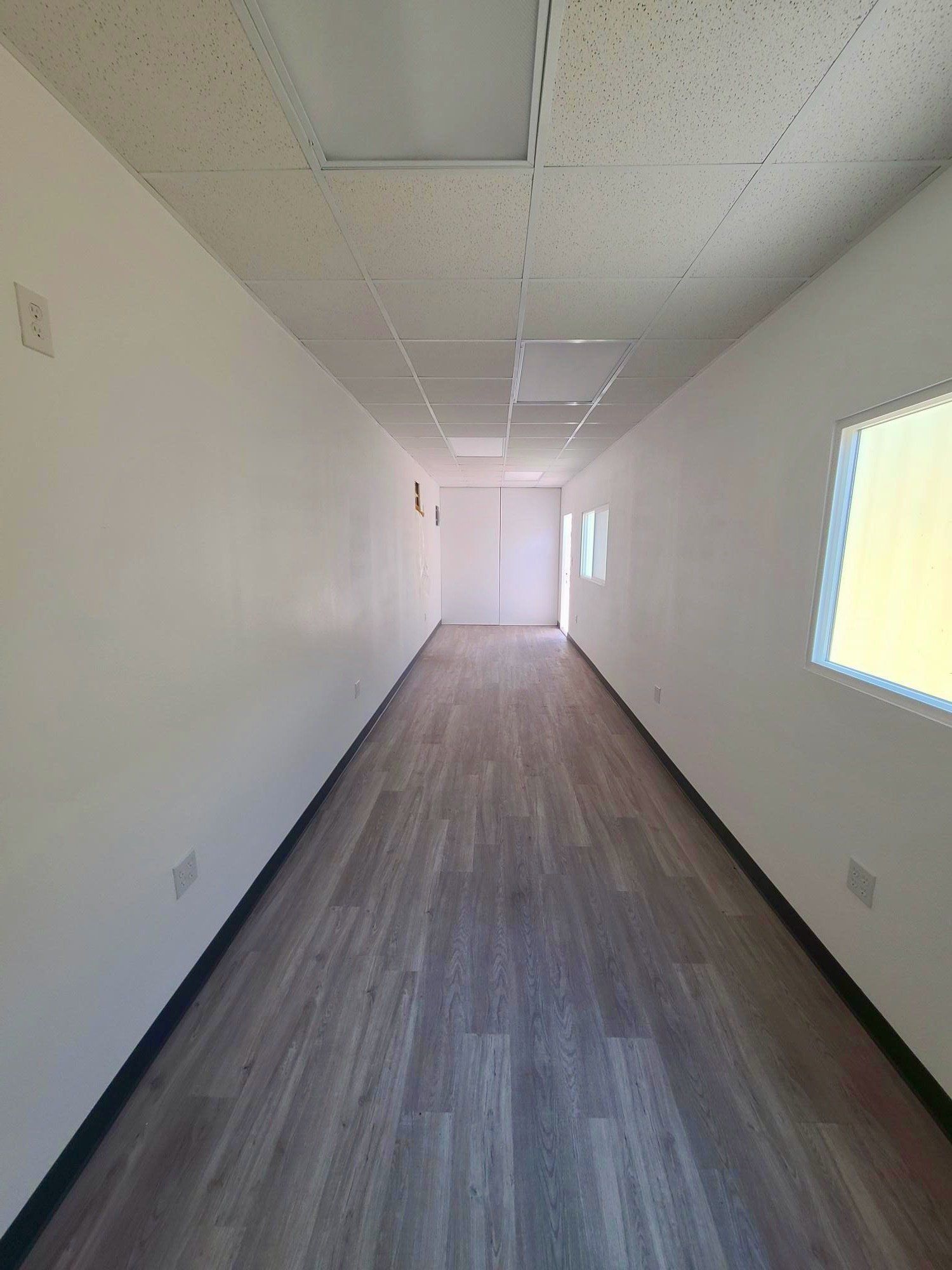 Deluxe Office Interiors with window and flooring