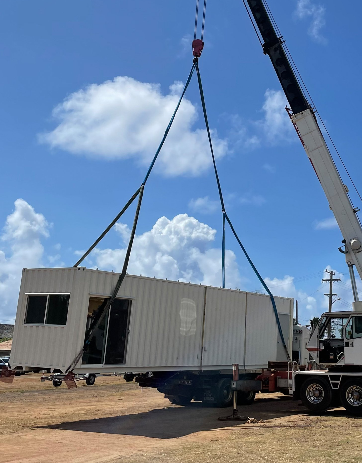 Mobile office being installed on site