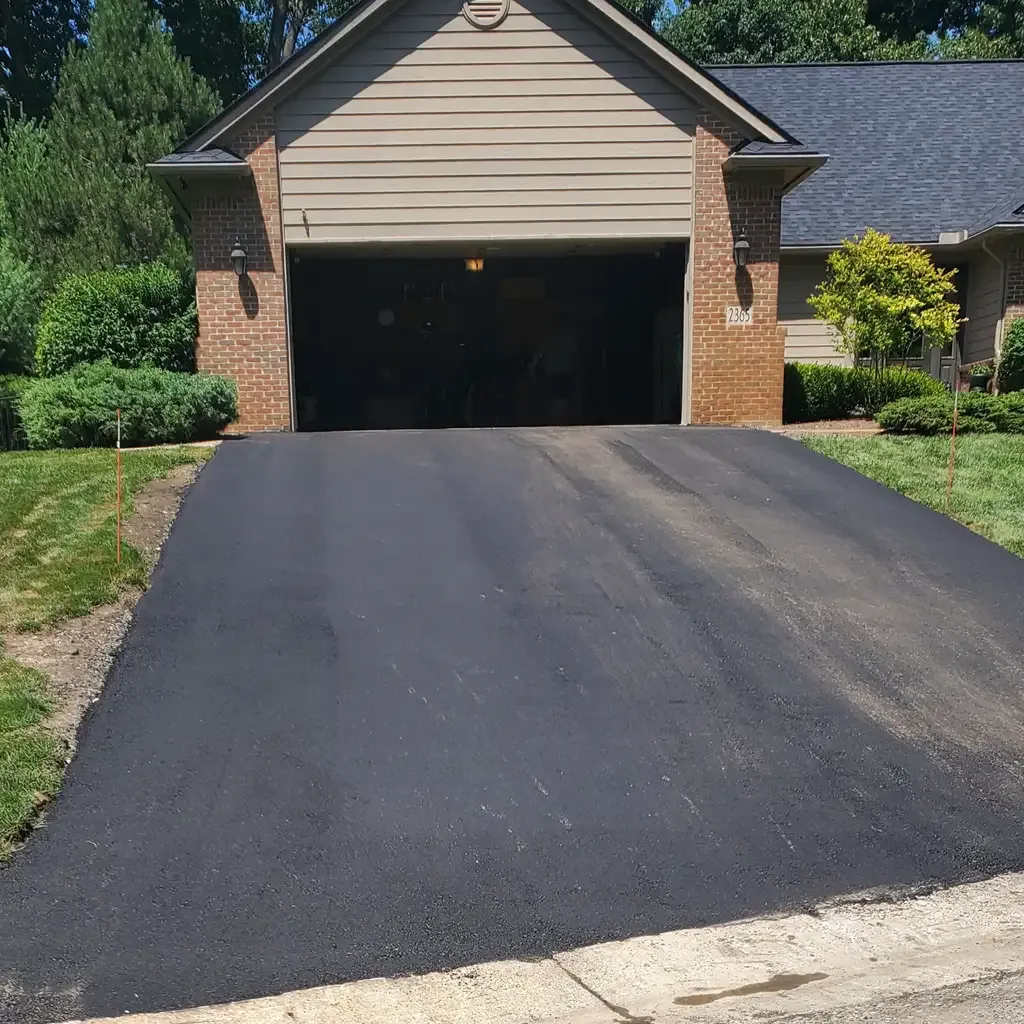 Asphalt paving, driveway, DJs paving, Canton, MI.