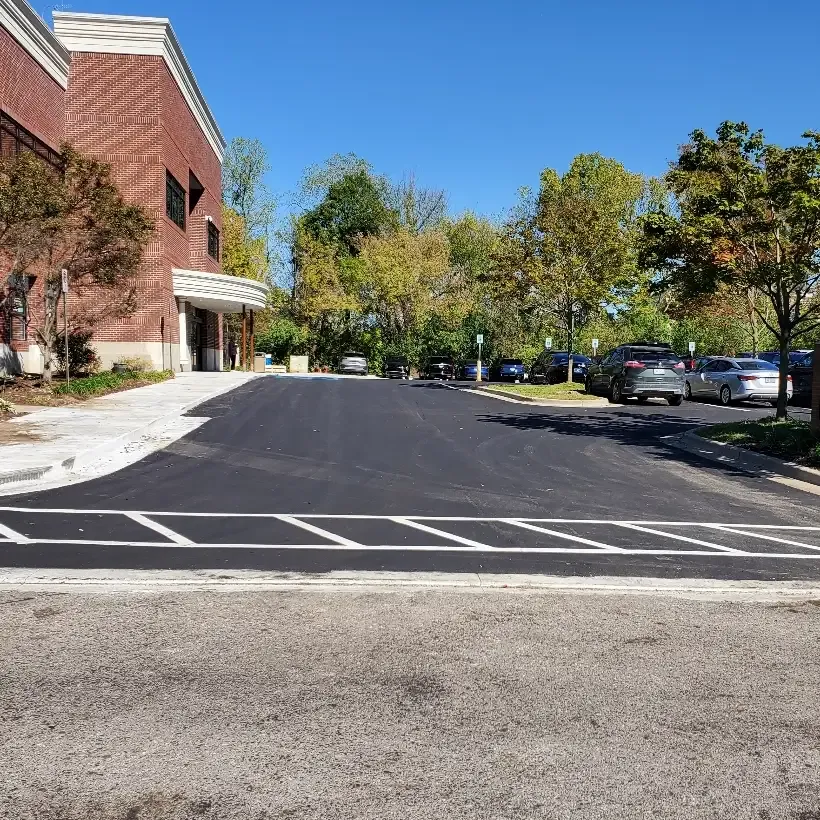 DJs Paving: Your Canton, MI expert for residential & commercial asphalt paving.