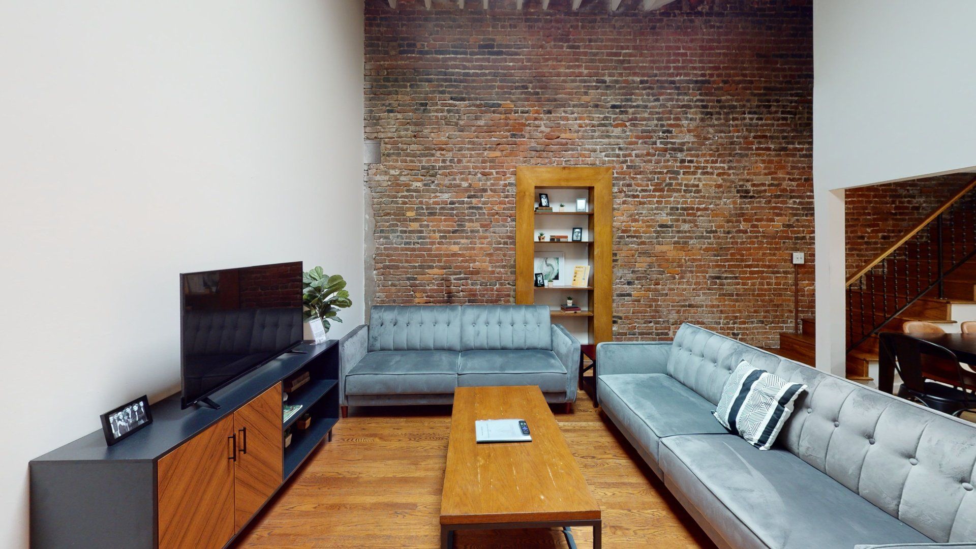 The Lofts at 107 Unit 4