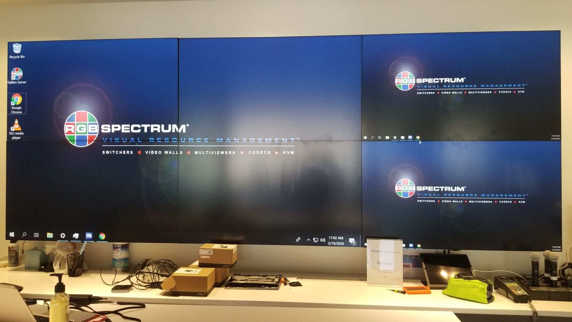 A computer monitor with the word spectrum on it