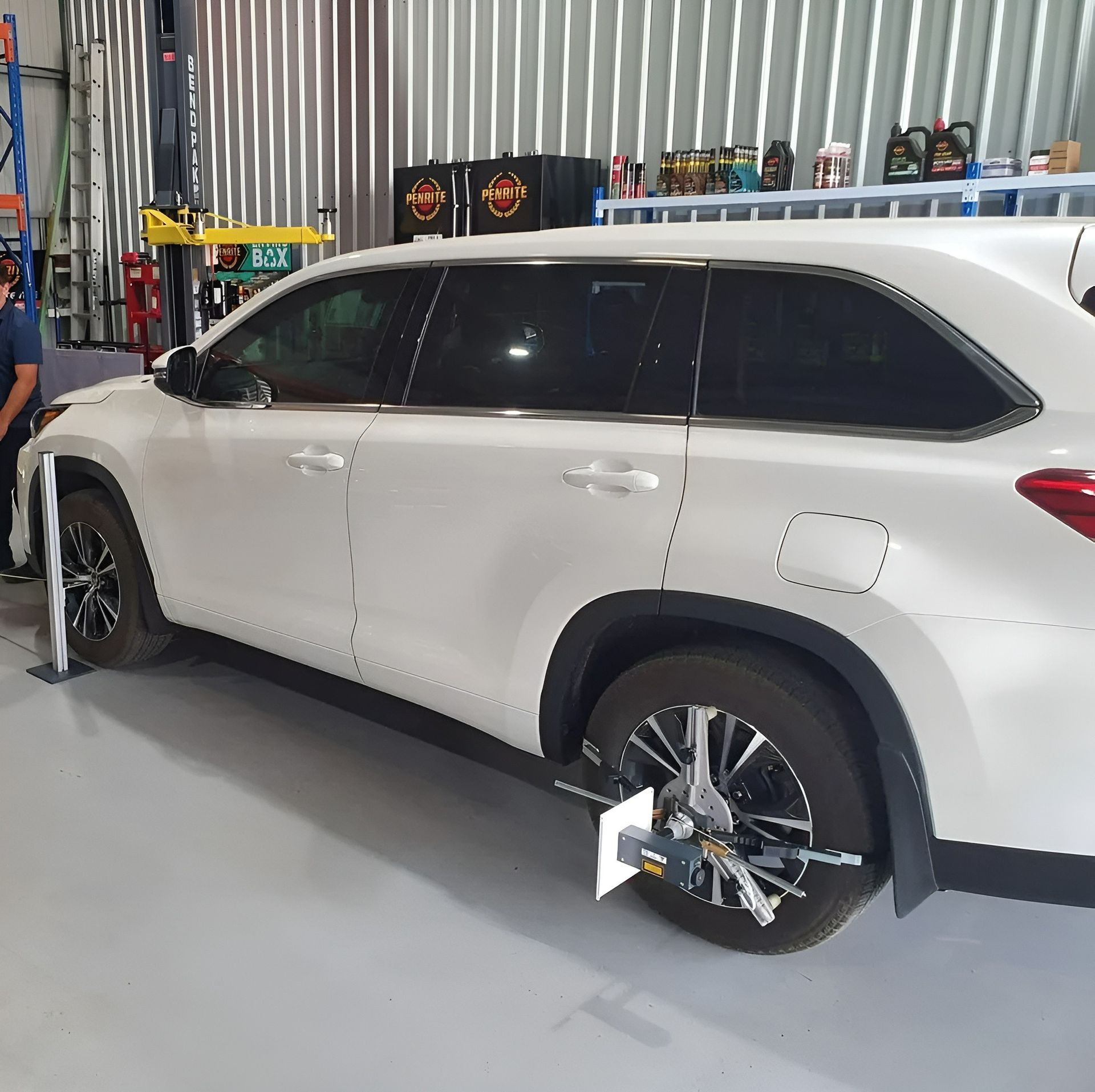 White Suv With Tinted Windscreen — Road Runner Windscreens in South Grafton, NSW