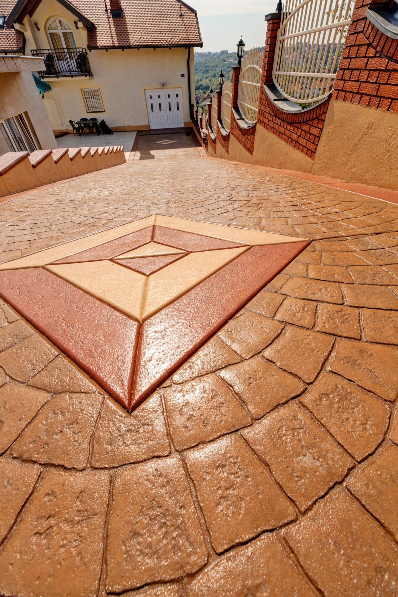 picture of stamped concrete driveway design