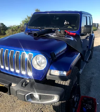 Jeep windshield repair in Orange County, CA Jeep windshield repair in Orange County, CA