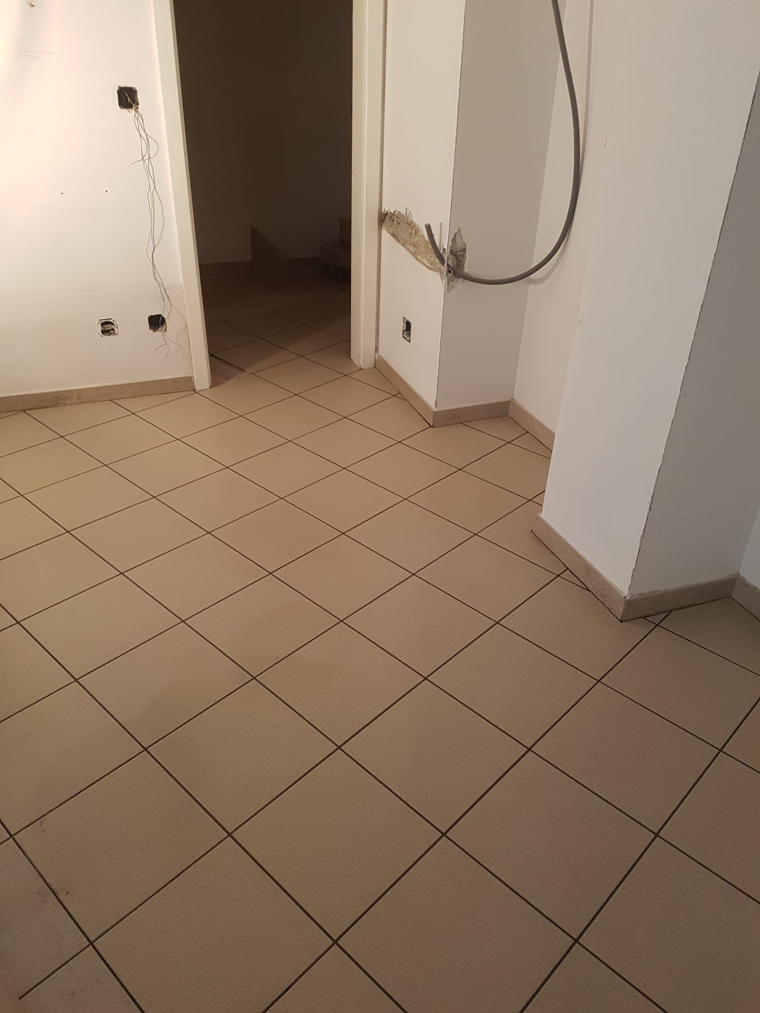 posa pavimenti 19