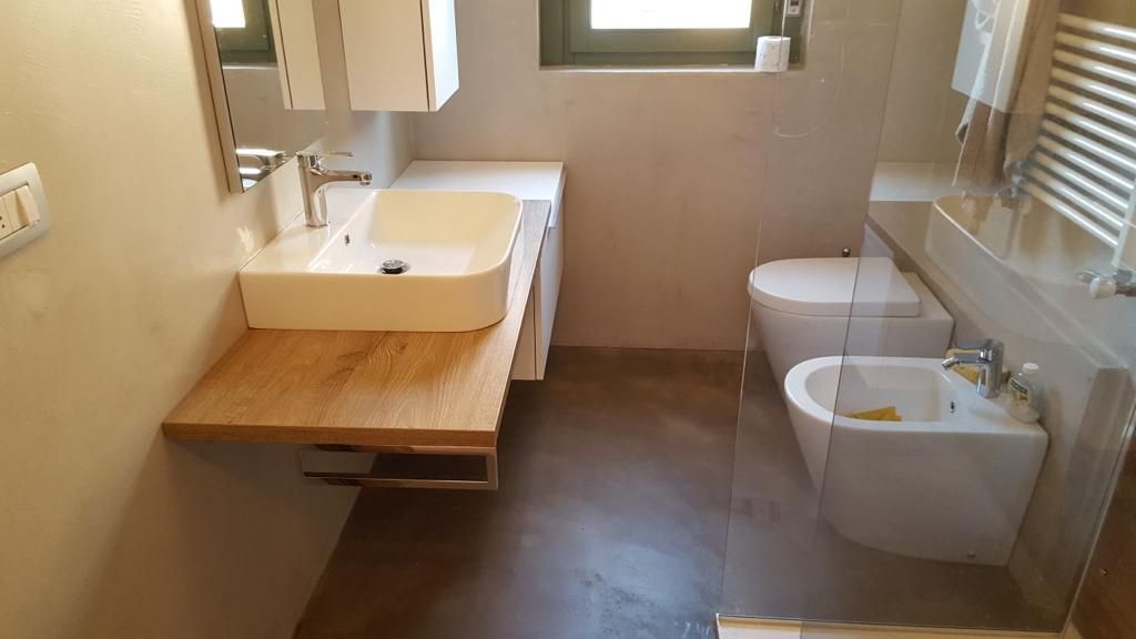 Rifacimento bagni a Bollate