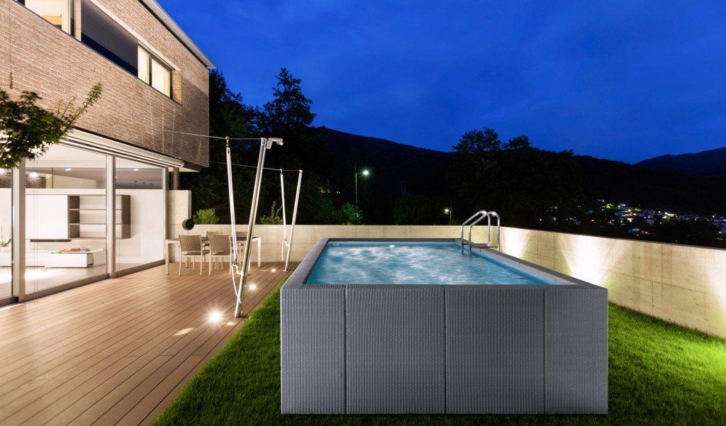 Domestic swimming pools