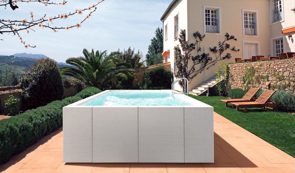 Domestic swimming pools