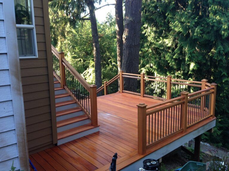 Fijian Mahogany Deck in SW Portland by Creative Fences and Decks