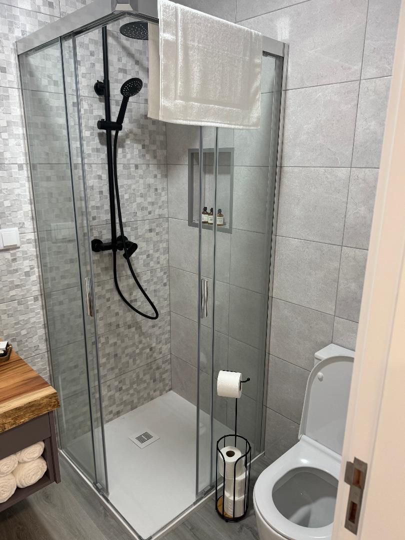 Walk in shower