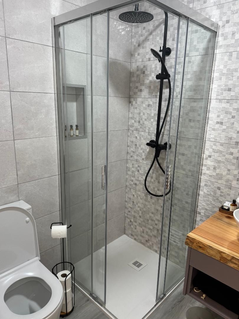 Walk in shower