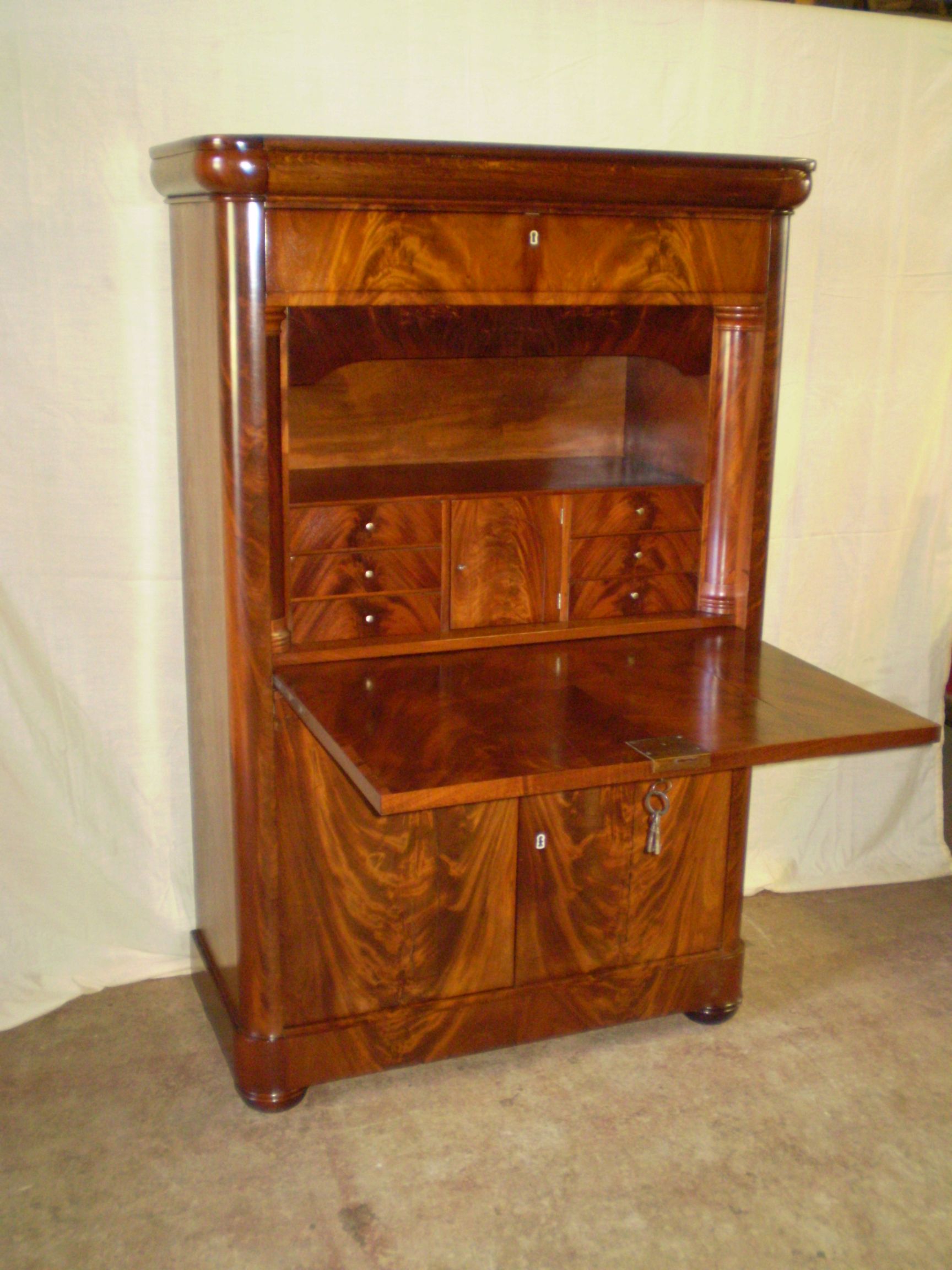 Services Heritage Furniture Restoration Toowoomba & Lockyer Valley