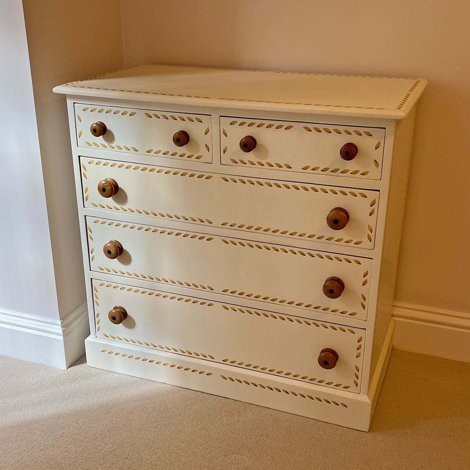 Ochre leaf drawers in bedroom