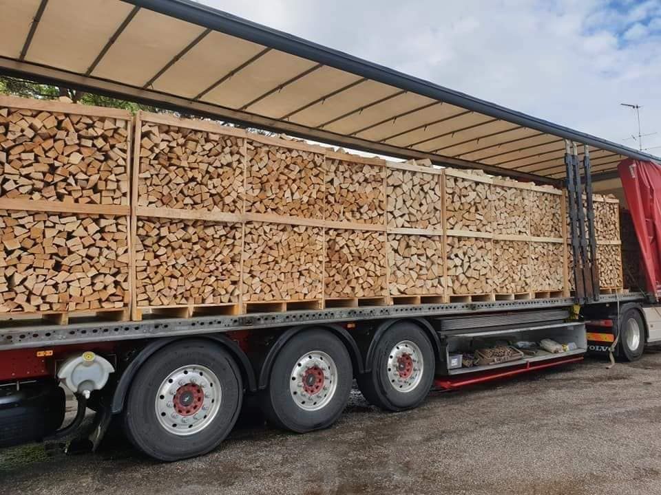 consegna a domicilio pellet e legna