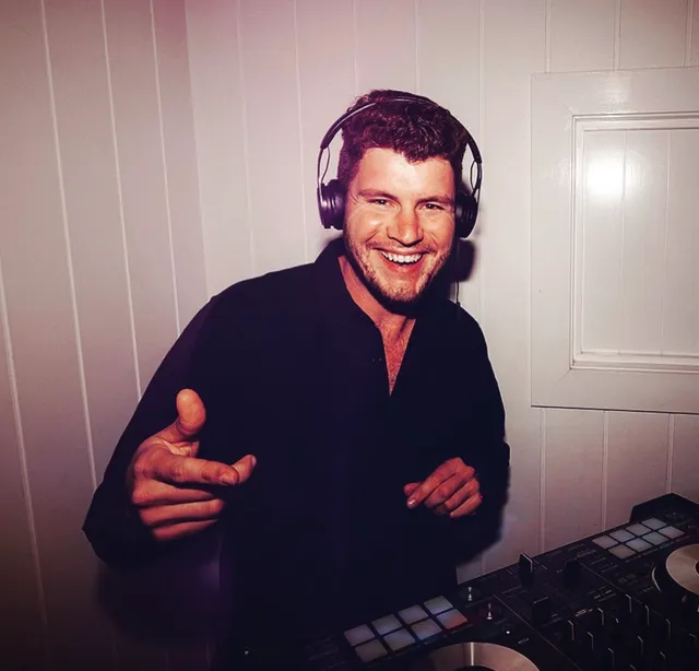 Spin it DJs