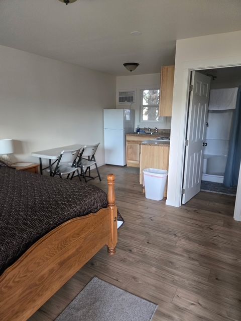 Extended Stay Suite, at Sunset Highway Motor Inn, East Wenatchee WA