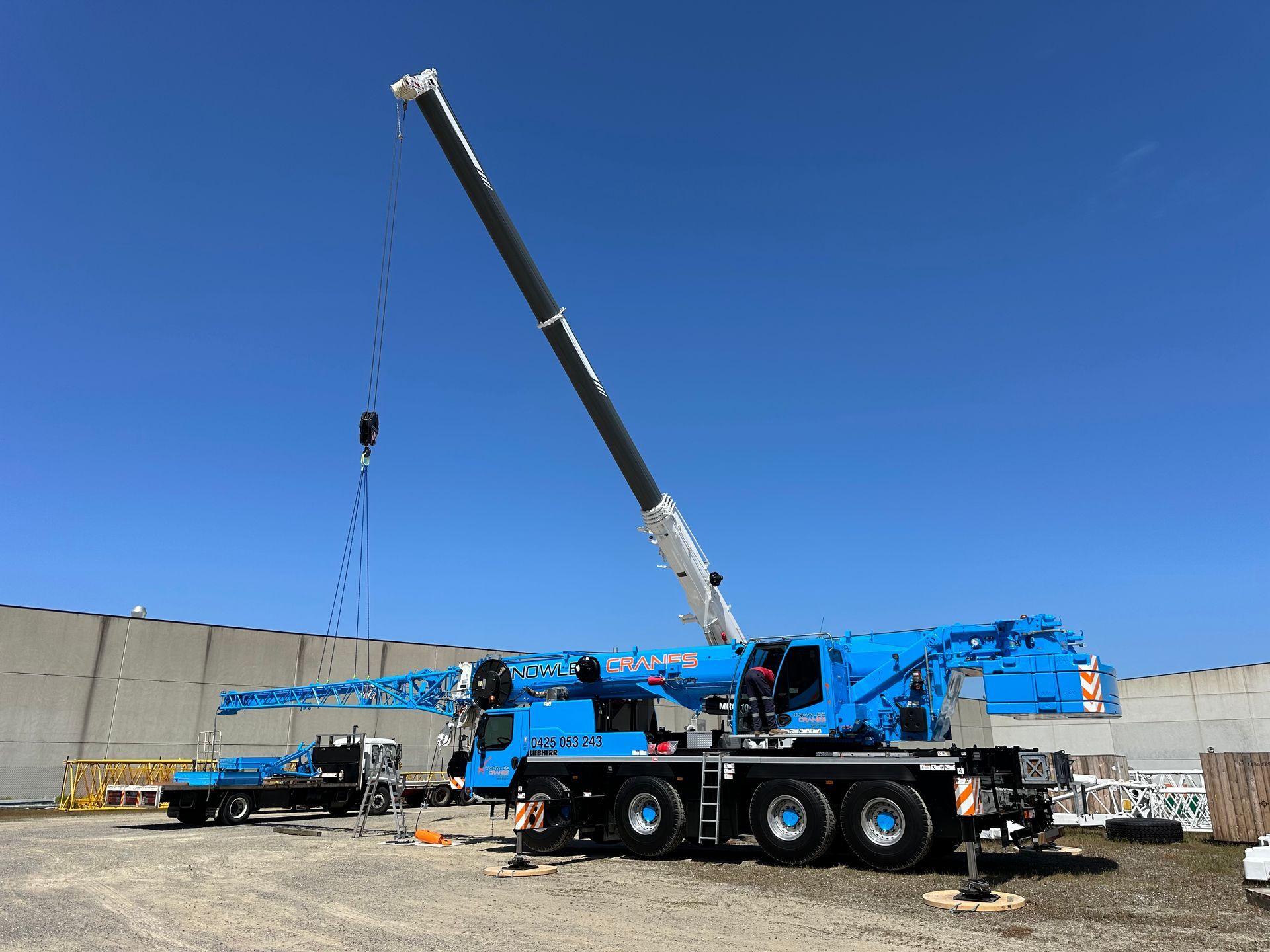 mobile crane hire