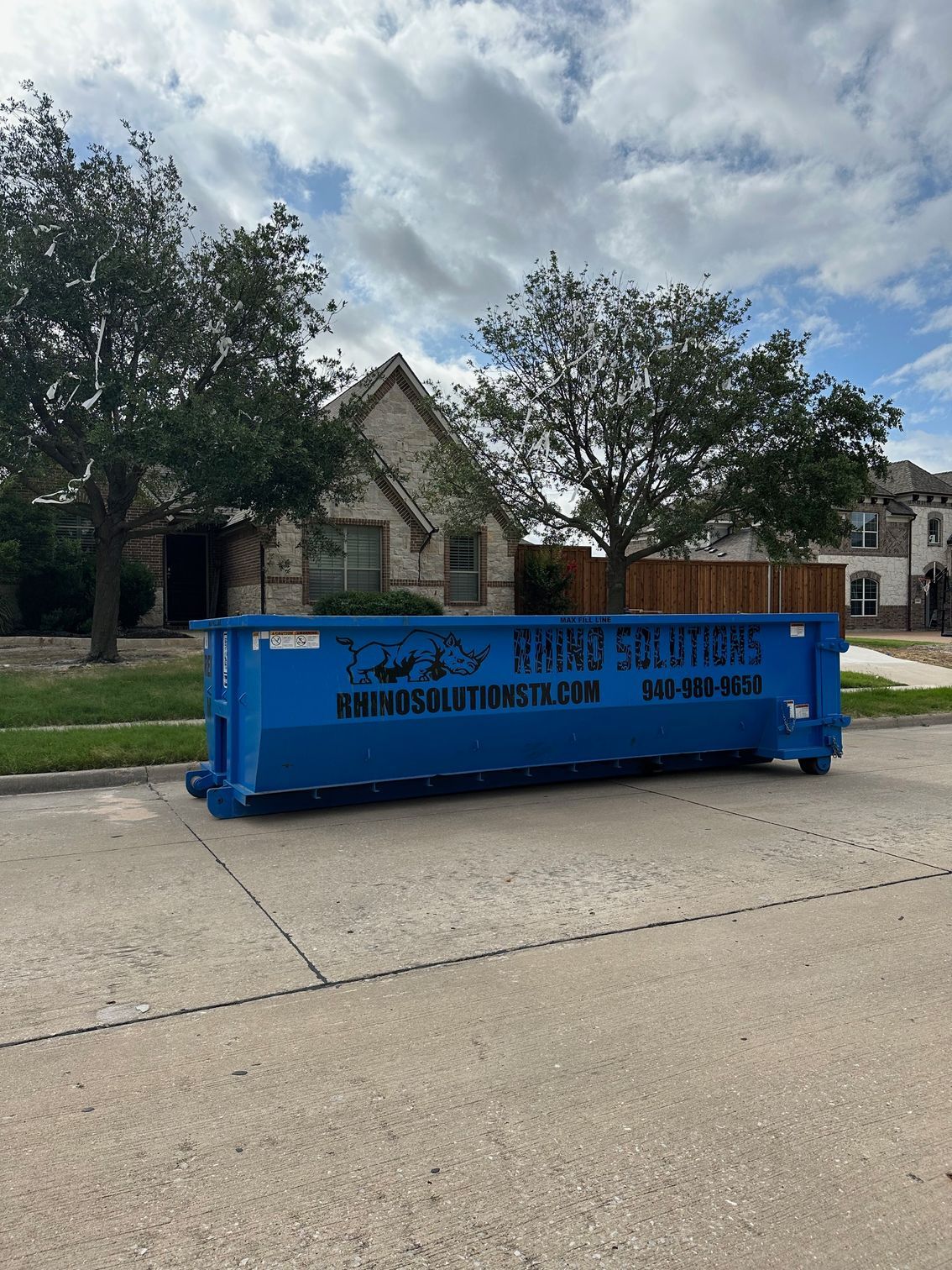 Dumpster Rental vs. Junk Removal: Which Is Right for Your Project in North Texas