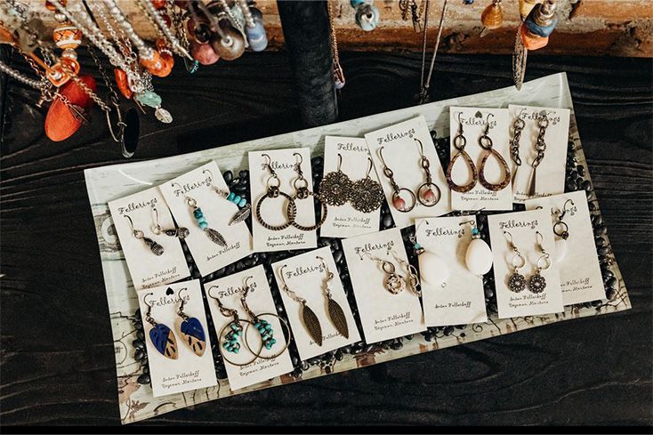 Gifts & Accessories