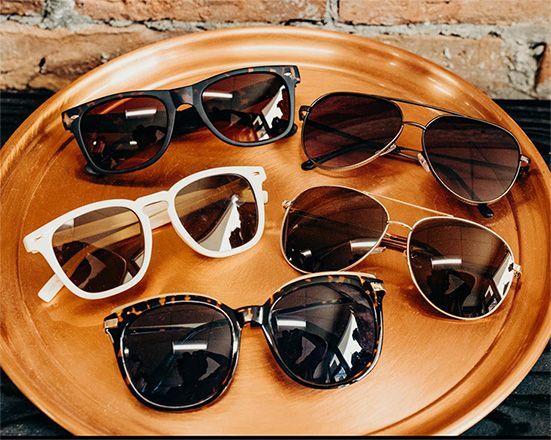Gifts & Accessories