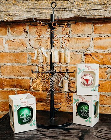 Gifts & Accessories