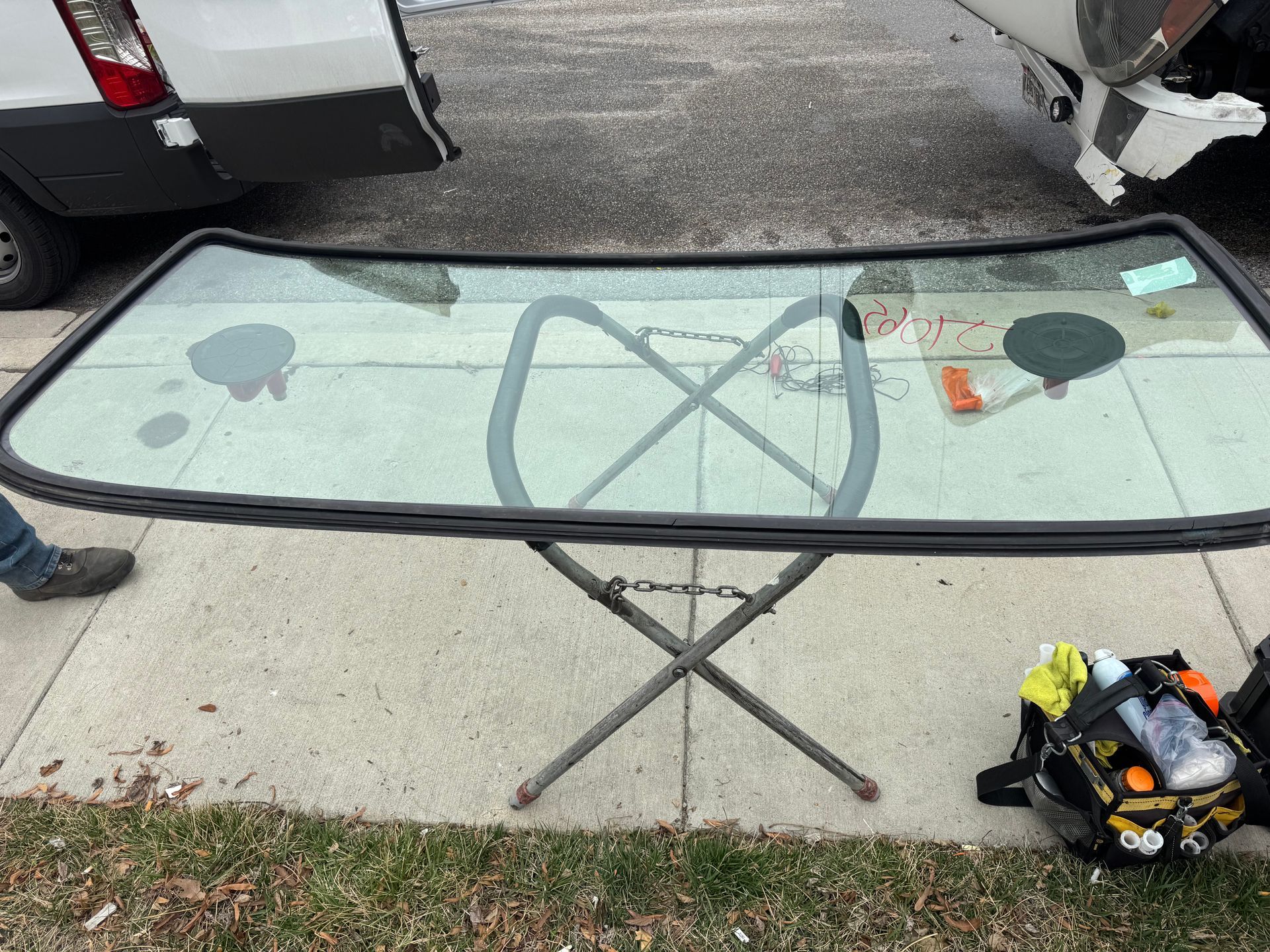 Mobile auto glass repair service areas near Baltimore, MD Mobile auto glass repair service areas near Baltimore, MD