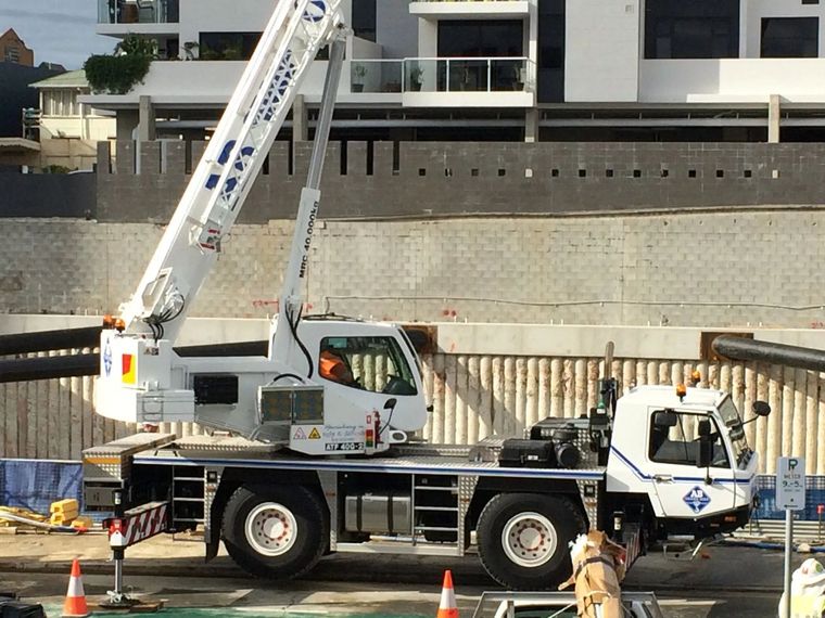 mobile crane hire Brisbane