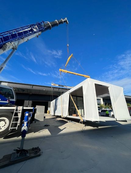 crane hire Gold Coast