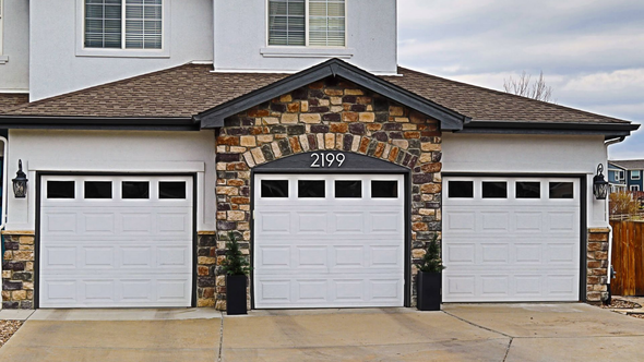 Ankmar full view garage door looking over Denver