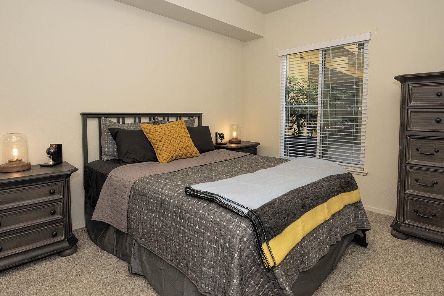 Apartments In El Cerrito - Metro 510 - Bedroom With Plush Carpet Flooring, High Ceilings, And A Spacious Closet With Mirror Sliding Doors.
