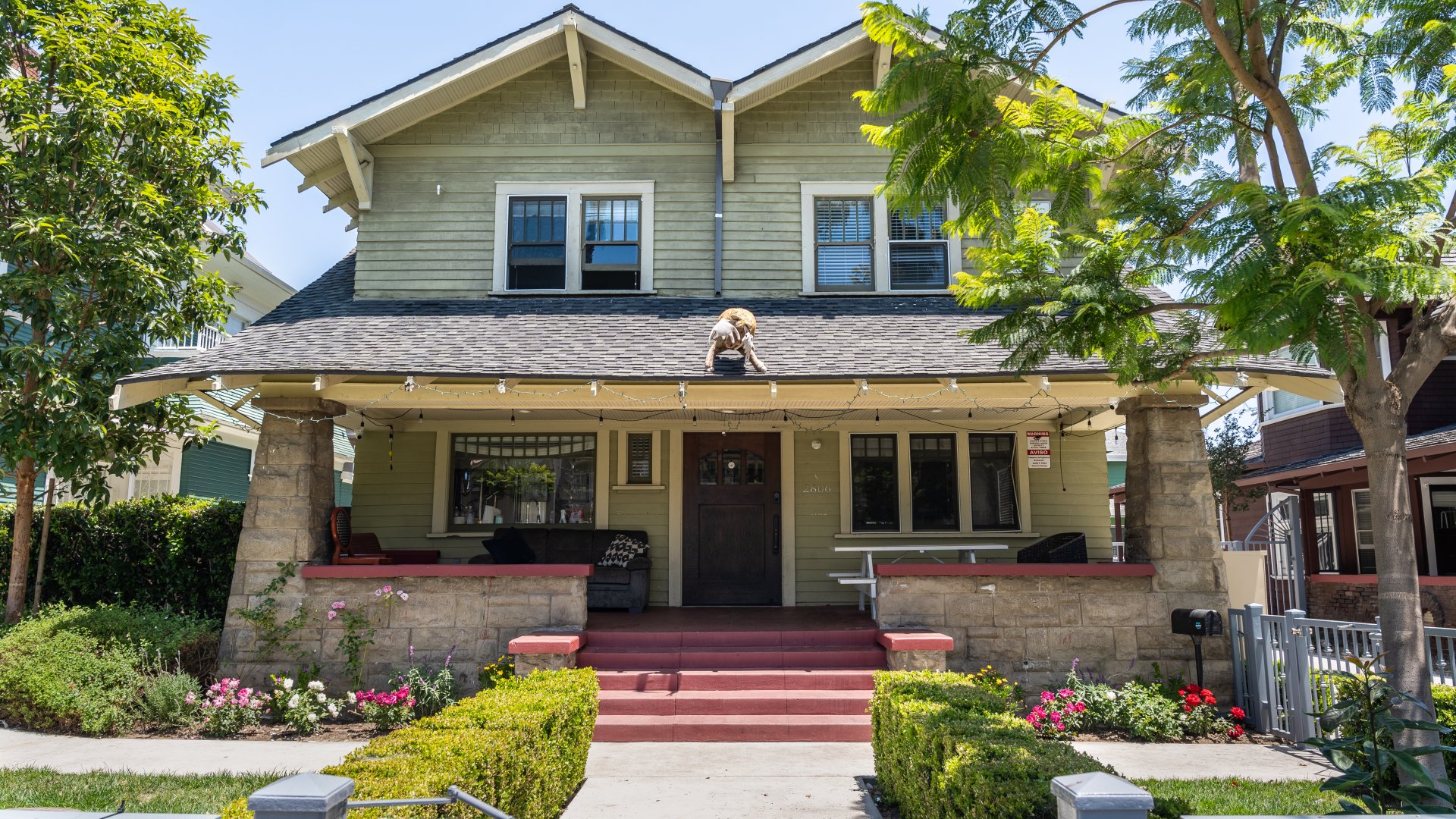 Premium Apartments and Student Housing near USC