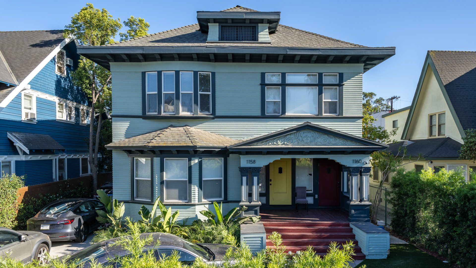 Detailed showing of house rentals near University of South Carolina.