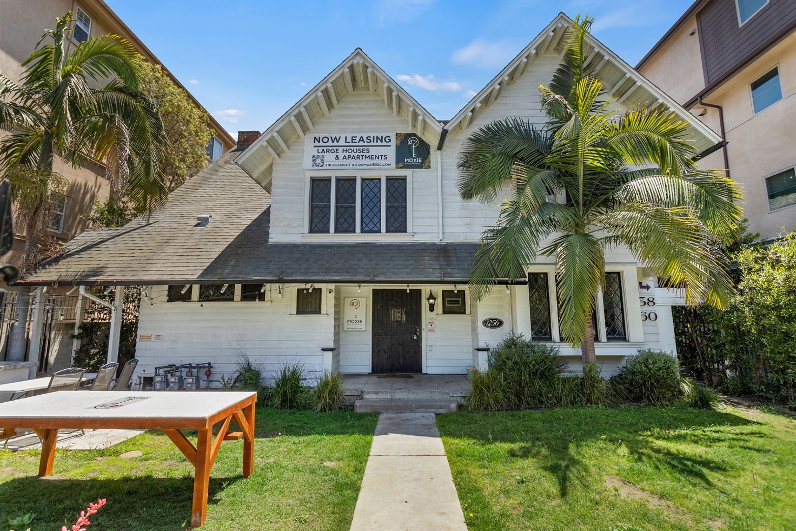 1256 W Adams Blvd 9-bedroom house for rent near USC