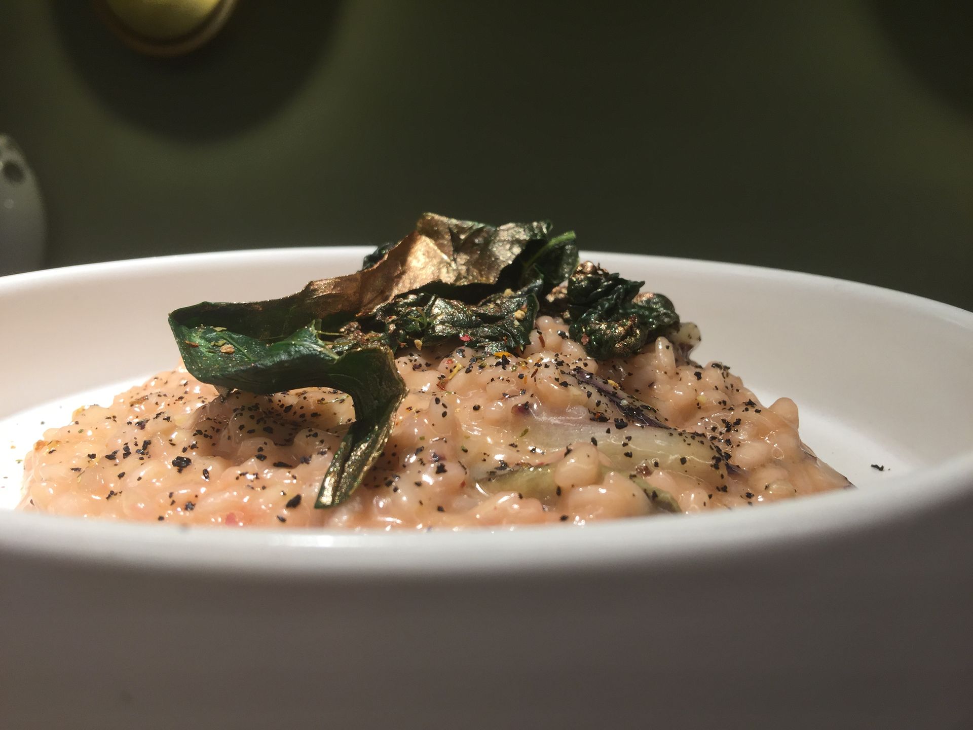 Michi ristorante Treviso©, Vialone nano di Grumolo delle Abbadesse con cavolo nero e radicchio di Treviso
Michi ristorante Treviso©, risotto with black italian cabbage and radicchio di Treviso