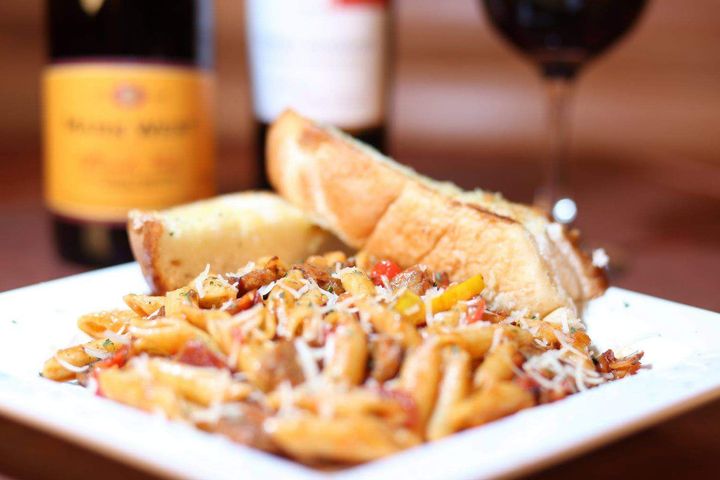 Ole Piper Family Restaurant & Sports Bar