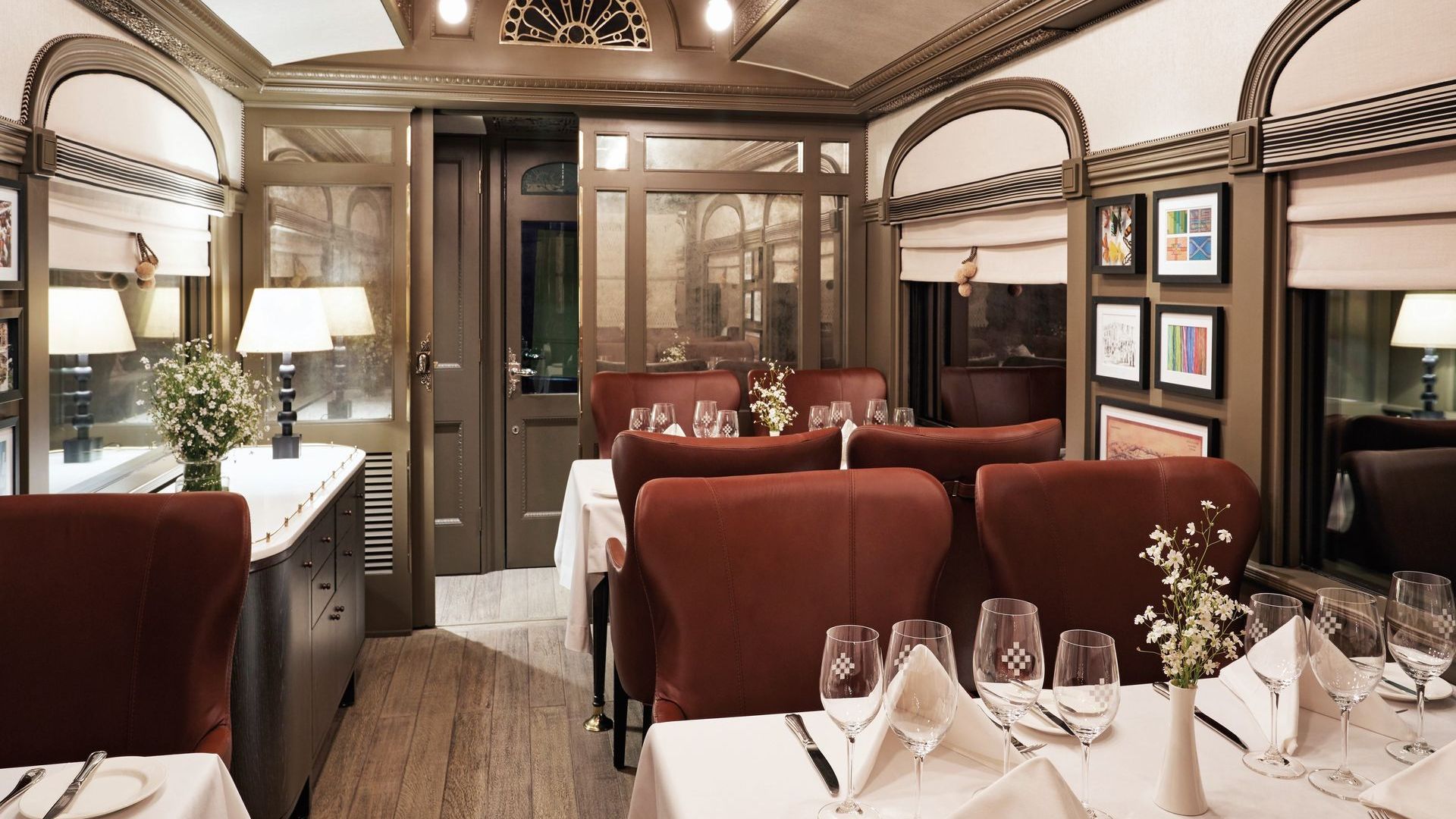 Belmond Andean Explorer train features.